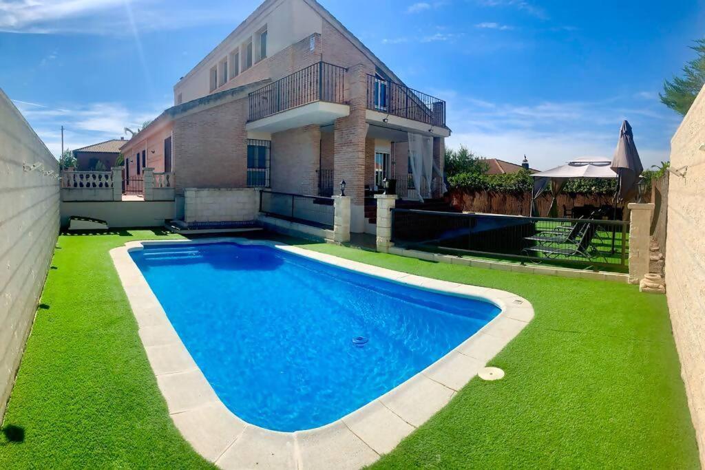 Casa Nardo Alojamiento Rural Arges Екстер'єр фото